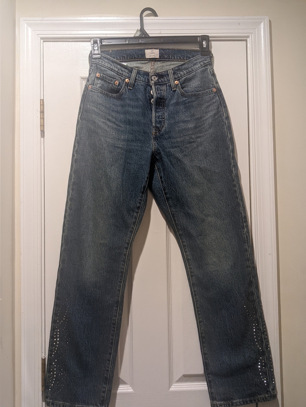 Women's 28 Levi Strauss 501 CURVE Rhinestone Jeans